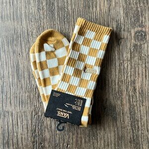 Vans crew sock. Off white and golden/tan checkered sock. M 6.5-9/W 8-10.5. NWT